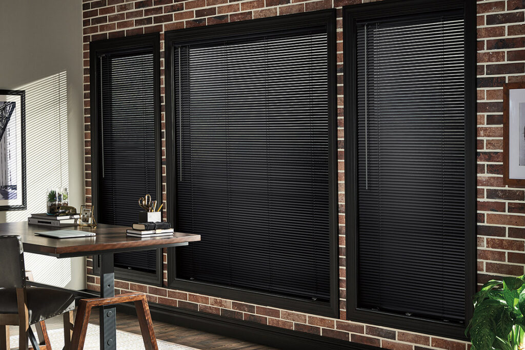 Aluminum horizontal black blinds
