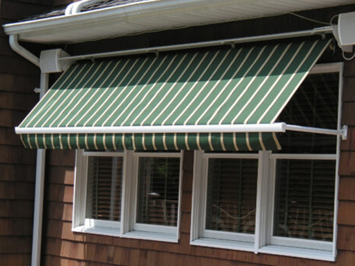 retractable awnings example